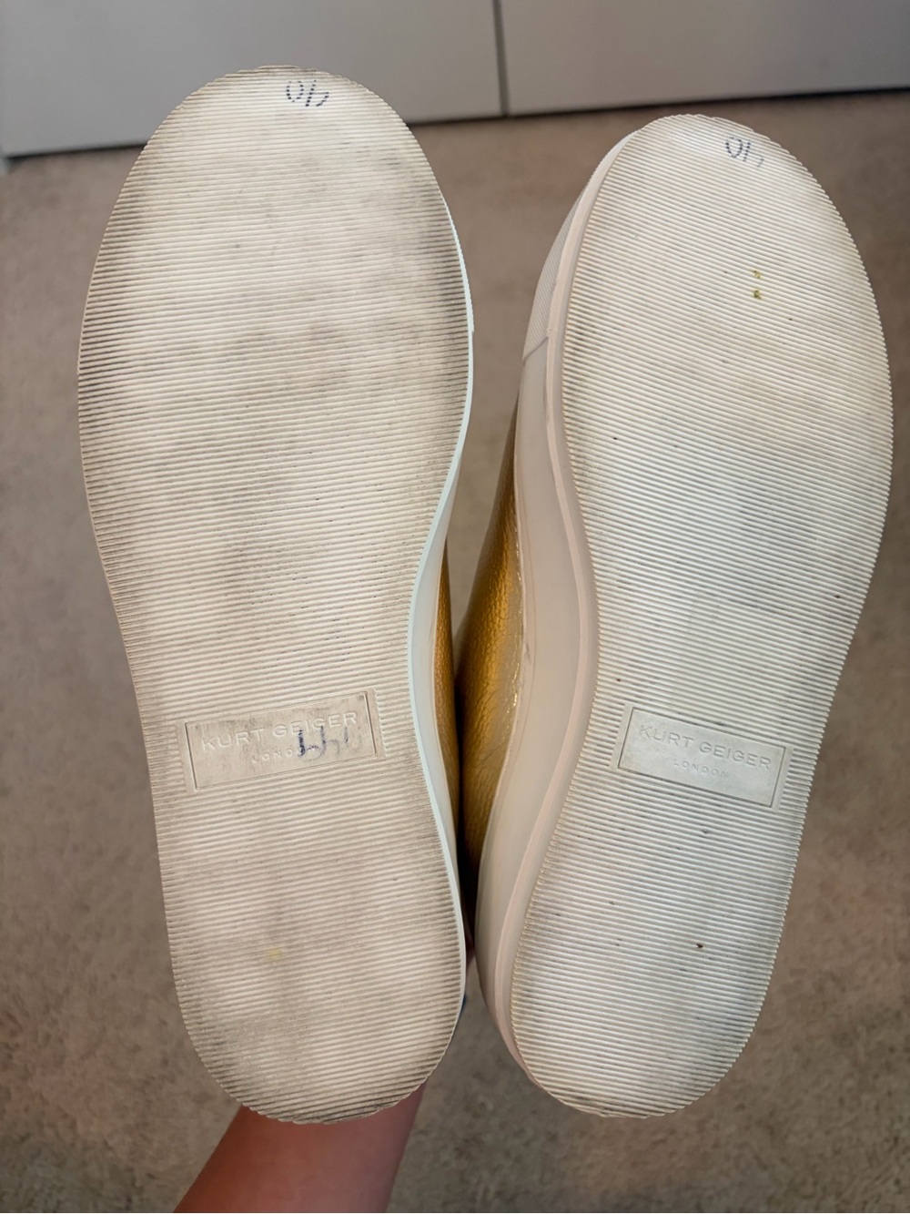 Kurt Geiger London Laney Eye Embellished Gold Leather Platform Sneakers Size 40 - Picture 10 of 12